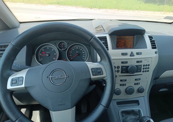 Opel Zafira cena 8900 przebieg: 297405, rok produkcji 2008 z Witkowo małe 92